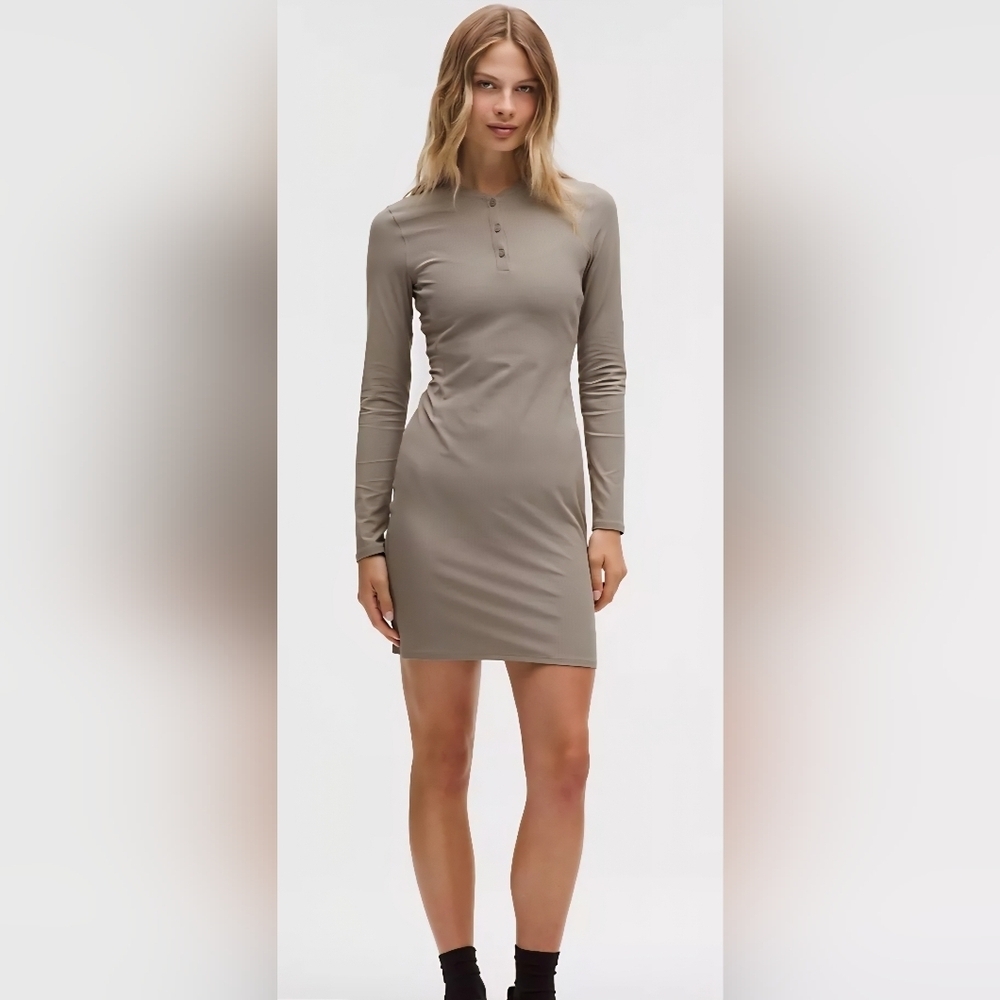 NWT Lululemon All Aligned Ribbed Long-Sleeve Henley Dress Women's Size 4